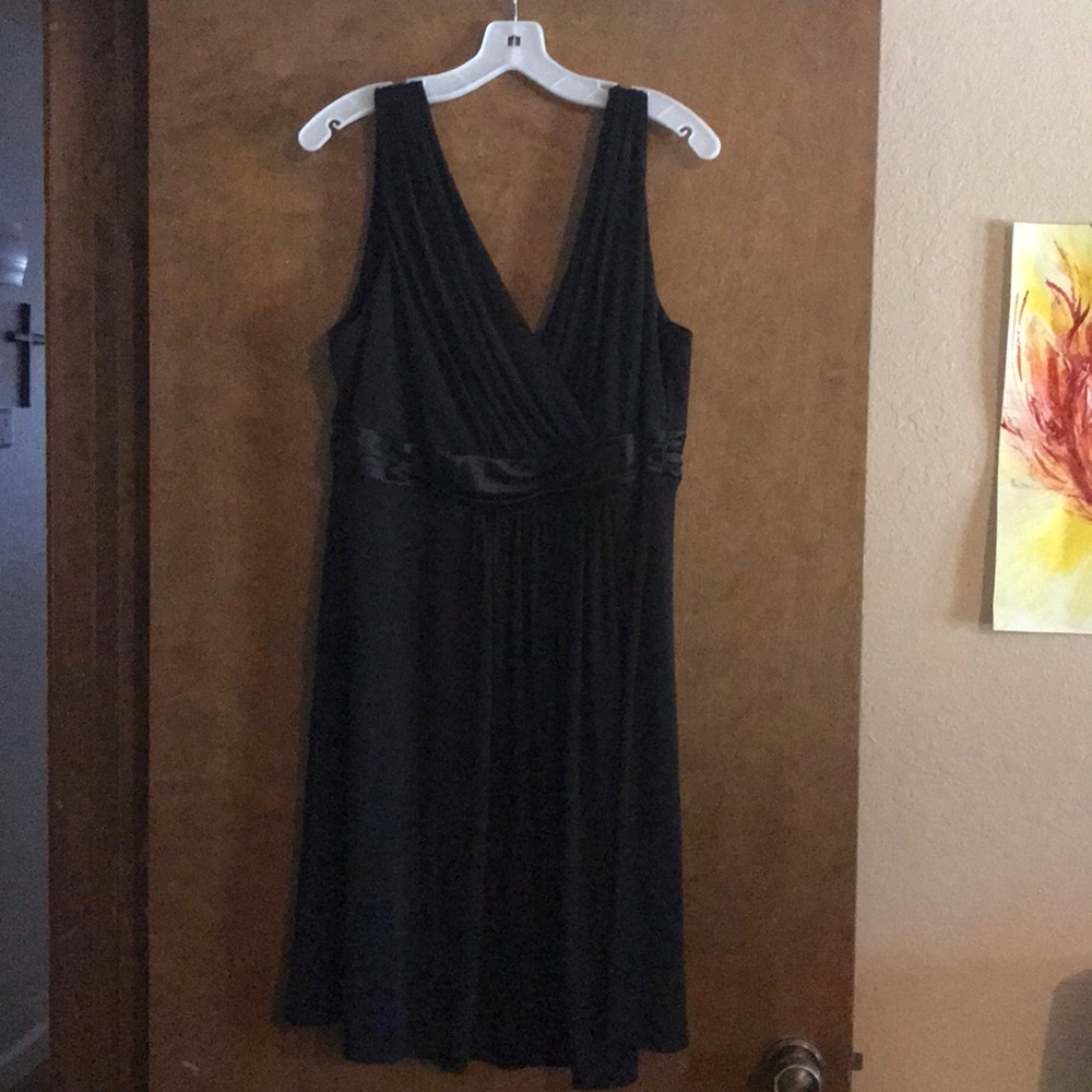 David’s Bridal Short v-neck Black Bridesmaid Dress